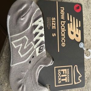 New balance sneaker socks